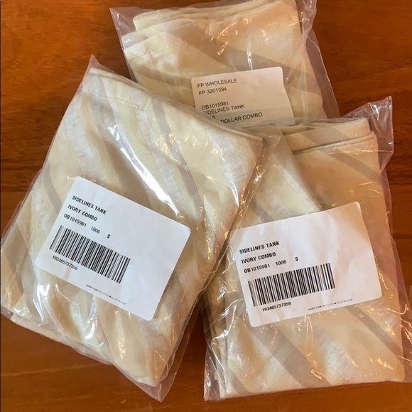 NEW $48 Free People Sidelines Tank Top Shirt Racerback XS or S Small - Picture 6 of 6